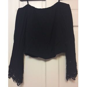 Off the Shoulder Lace Bell Sleeve